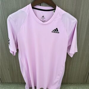 🚨Adidas Mens Tennis & Athletic Tee - Size Medium🚨